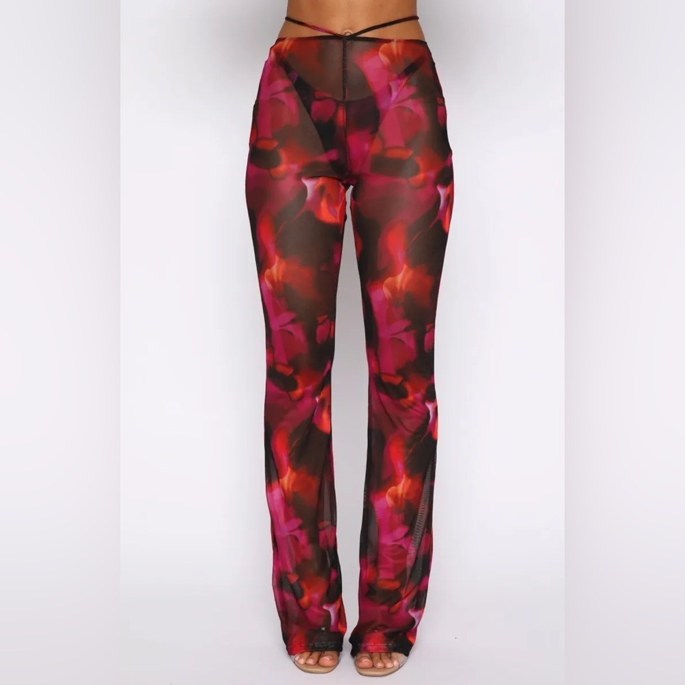 WHITE FOX RHYTHM OF THE NIGHT BUSTIER AND PANT SET IN PINK FLAME PRINT - Picture 3 of 15